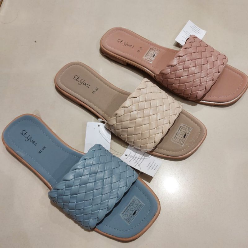 sandal flat wanita st.yves