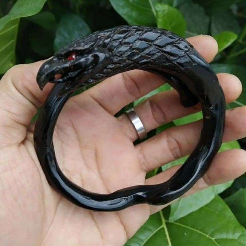 GELANG AKAR BAHAR HITAM UKIR BURUNG ELANG.