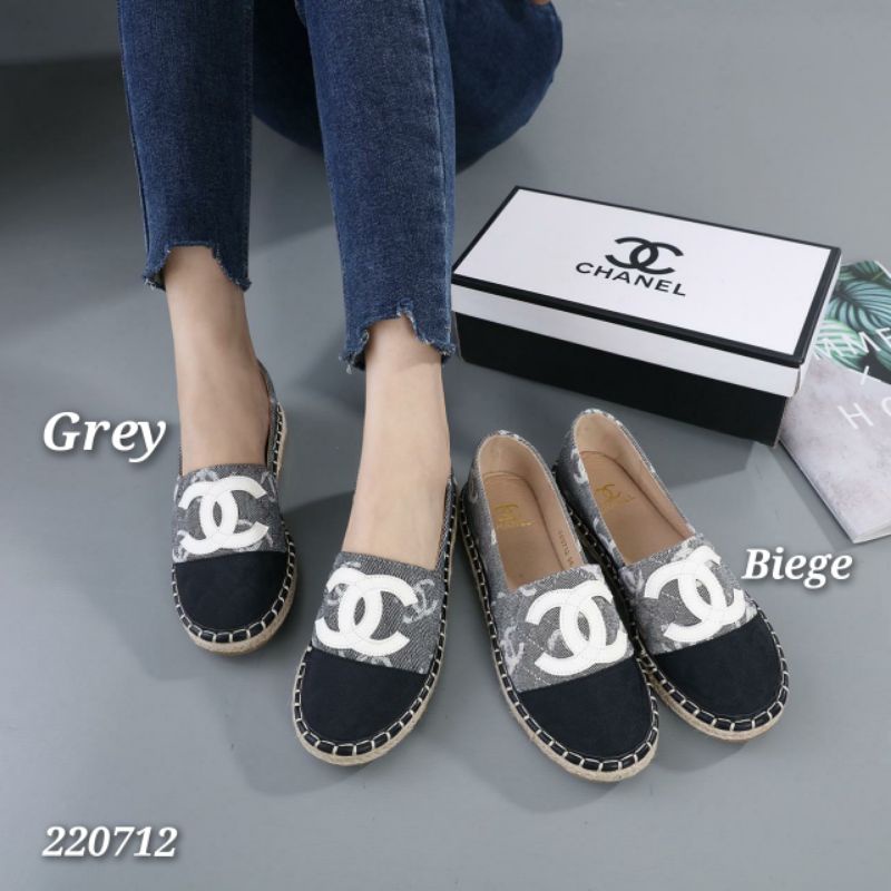 Sepatu Slop wanita import Canvas kode 220712