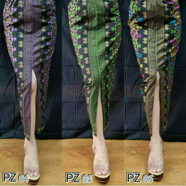 Rok span prada belah tengah