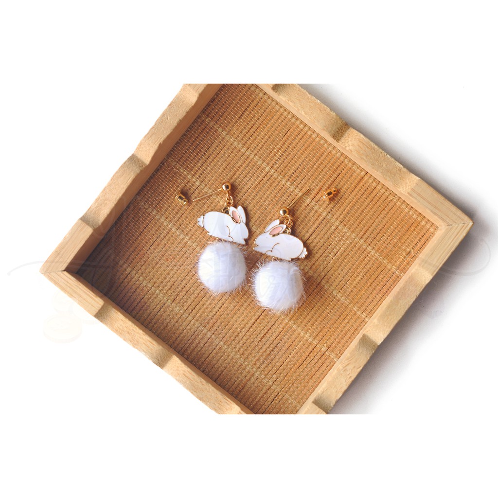 Anting Stud Kelinci Bola Rabbit and Ball Pompom Lucu Unik GH 203119