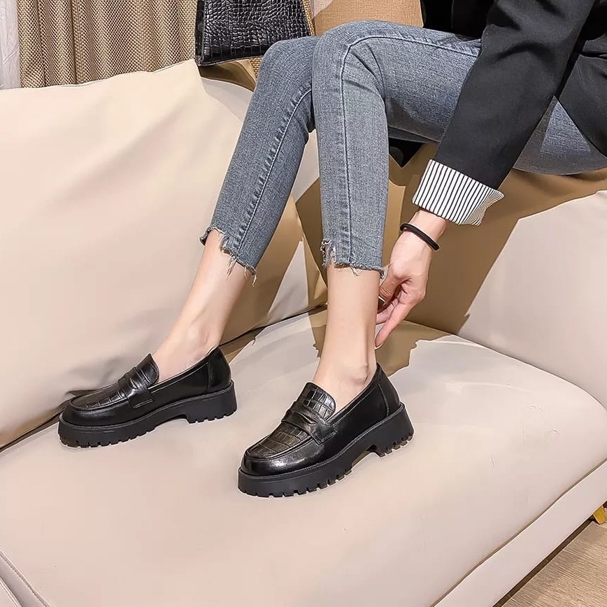 Sepatu Loafers Kulit Wanita / Sepatu Croco Premium Callisa CRB 0231