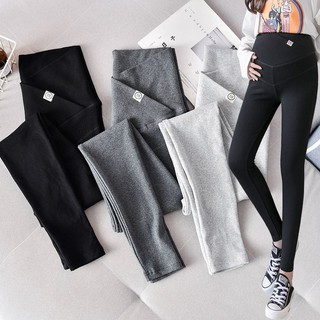 Celana Panjang Model Low Waist Bahan Katun Untuk Wanita Celana Panjang Model Low Waist Bahan Katun Untuk Wanita