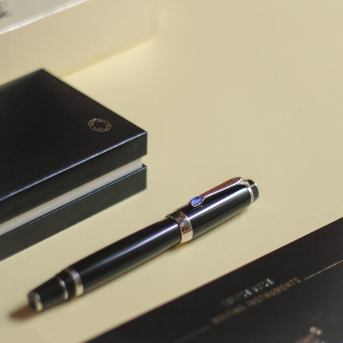

---Terbartu--- Montblanc Boheme Bleu Rollerball Pen Platinum 5796
