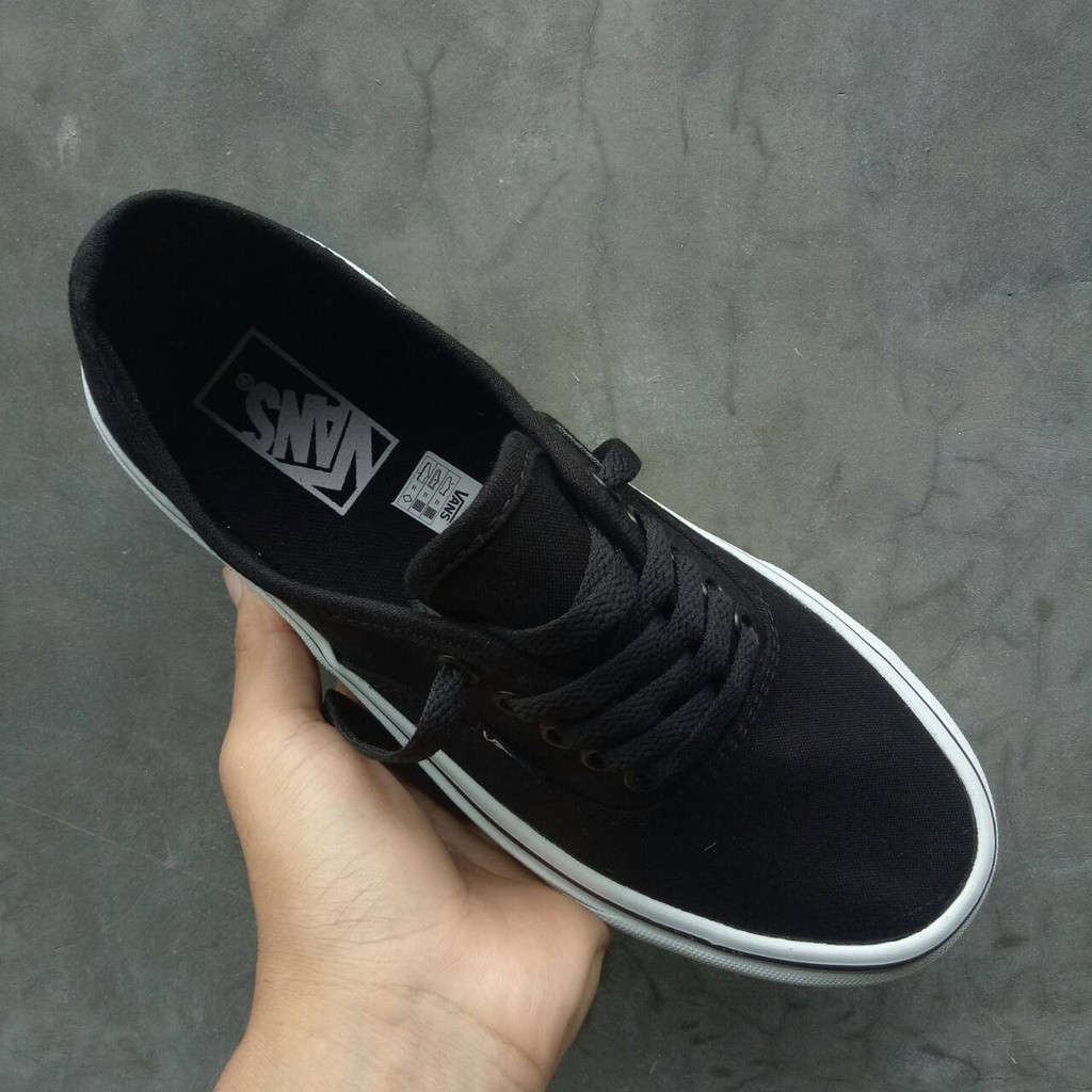 vans authentic black dope