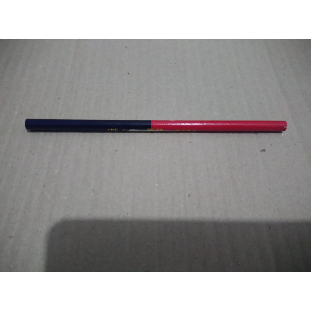 

Pensil pola jahit warna merah dan biru