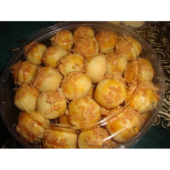 

KUE NASTAR KEJU WISMAN SPESIAL