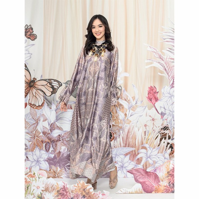 Russel Dress in Evening Haze - Wearing Klamby