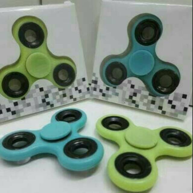 Fidget Spinner Glow In Dark / Fidget Spinner NYALA dalam gelap