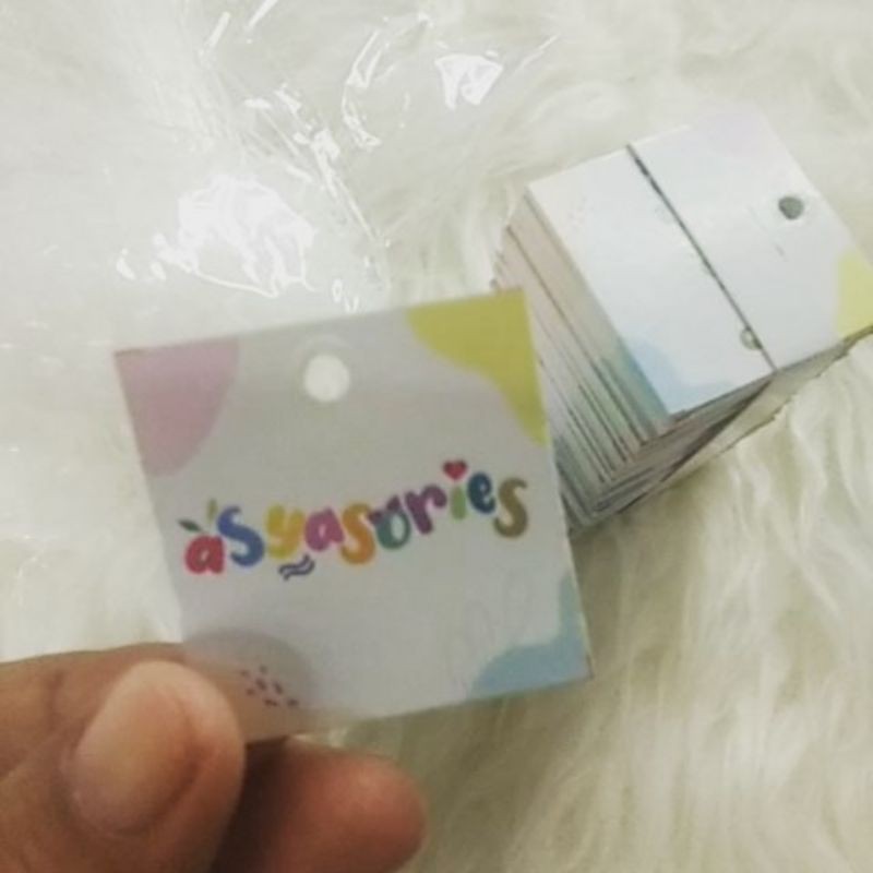

Label Gantung 4x4 cm isi 770 pcs