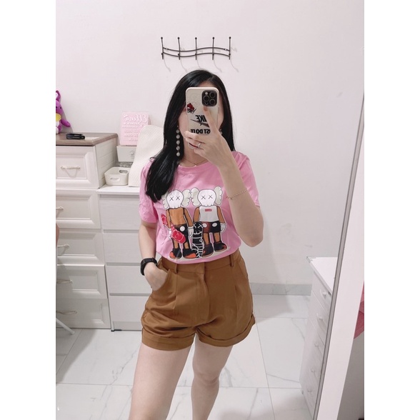 Kaos wanita gambar import | kaos gambar kaws uniqloo wanita import | tshirt kaws uniqloo / LV wanita import | tshirt BKK import gambar