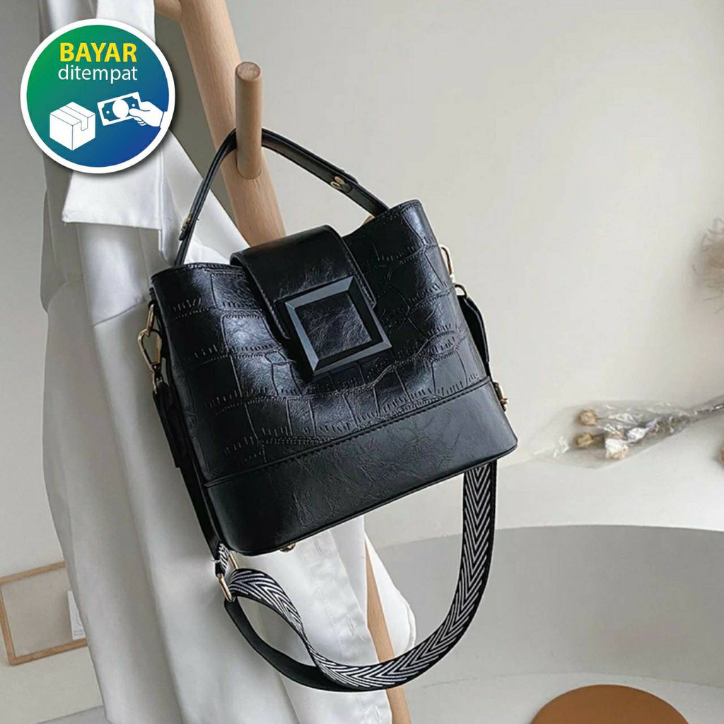 TAS SELEMPANG WANITA SOPHIE MARTIN KECIL MURAH SALLAUN BAG T4152P3 ORI DISKON MEMBER PROMO TERMURAH