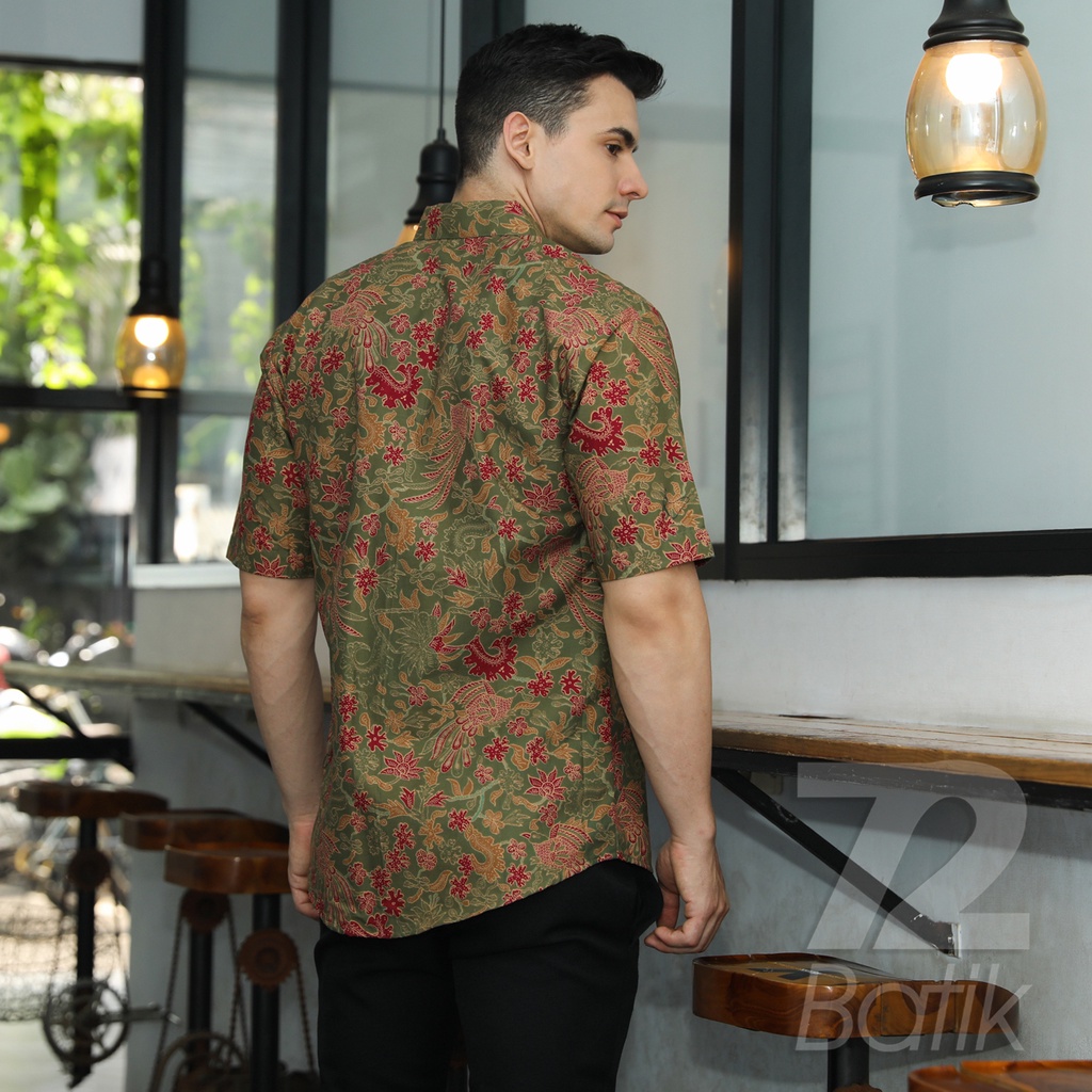 KEMEJA BATIK PRIA Slimfit Slim Fit Lengan Pendek Premium Warna Hijau Army Merah 722563 Cap 72 - Baju Kemeja Atasan Pakaian Setelan Batik Pria Cowok Laki Laki Remaja Keluarga Kantor Lengan Pendek Modern Slimfit Slim Fit Premium Kekinian