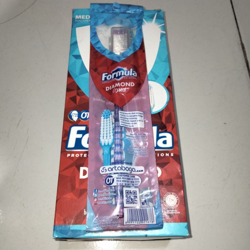 Sikat gigi formula medium