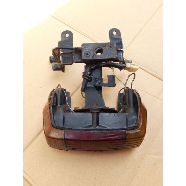 breket pangkon dudukan stoplam lampu belakang set suzuki rc100 bravo rc80 original