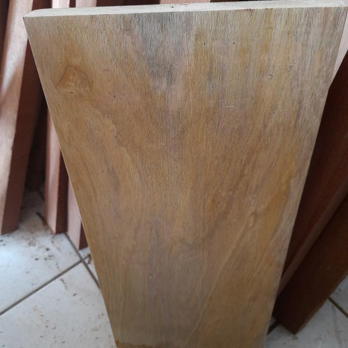 Kayu | Papan Meranti Tebal 2,4 Cm X Lebar 28 Cm X Panjang 40 Cm