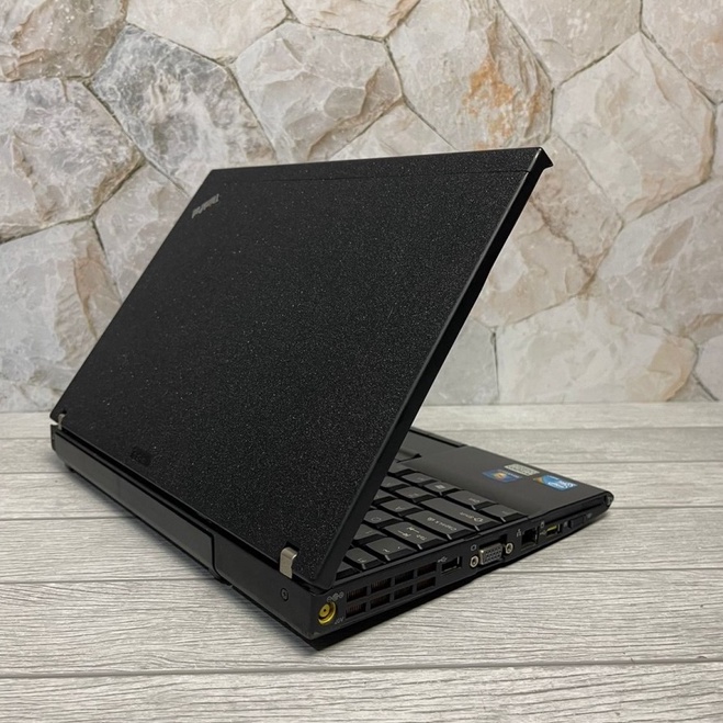 Laptop Lenovo Thinkpad X201 Intel Core i7 - Murah Bergaransi