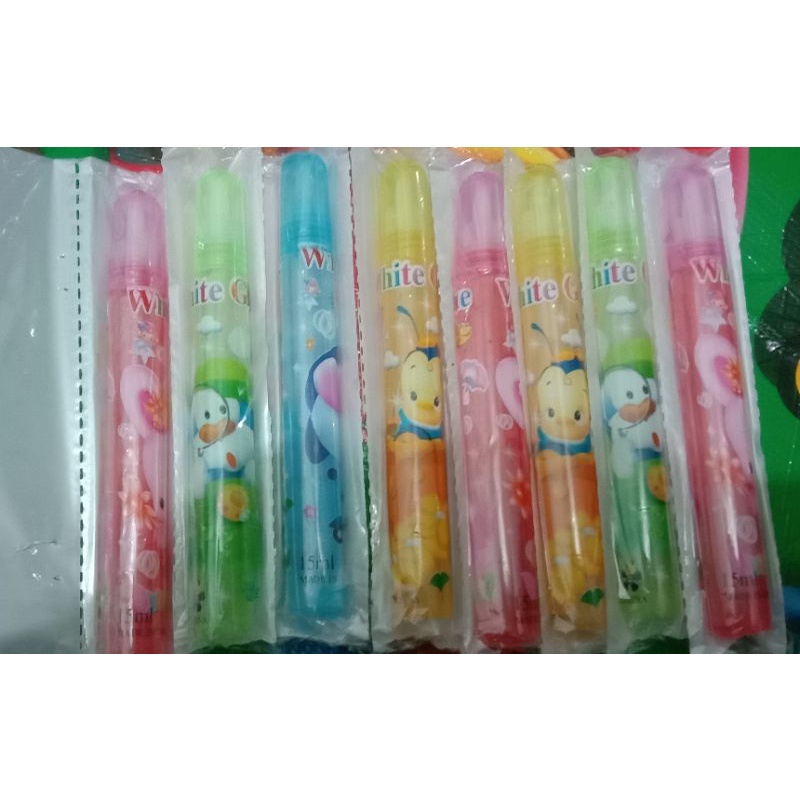

LEM KERTAS/LEM FANCY