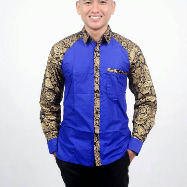 20+ Inspirasi Baju Batik Kombinasi Polos Pria Lengan Panjang