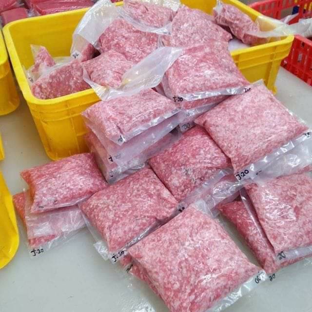 

Ikan tuna Giling Campur Serat Frozen 1kg miet giling .Jayfroz