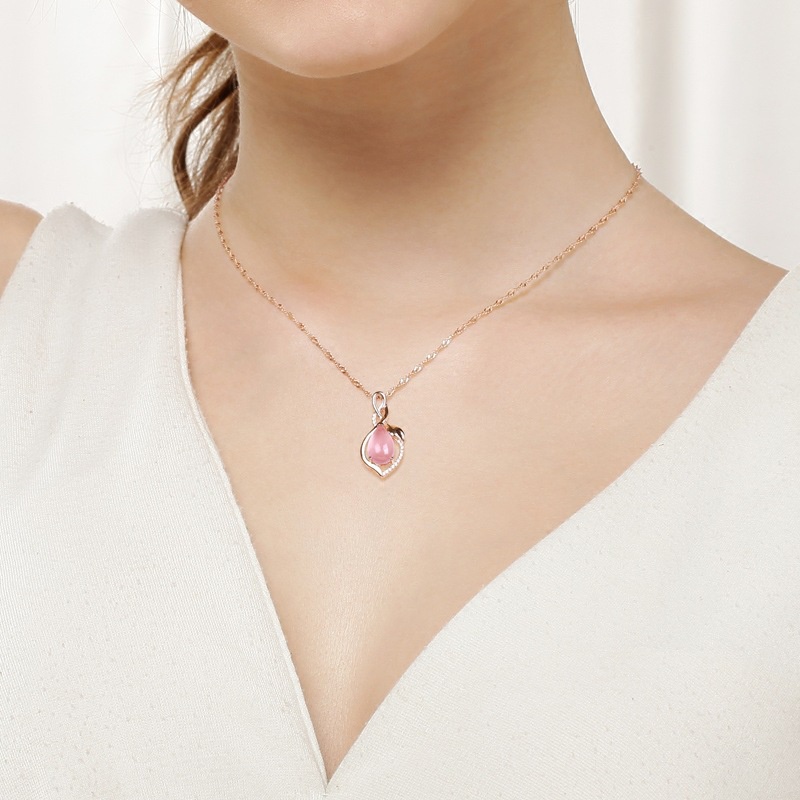 [Ready Stock]Fashion Inlaid Crystal Necklace Rose Gold Plated Rose Quartz Pendant