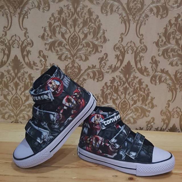 converse x marvel