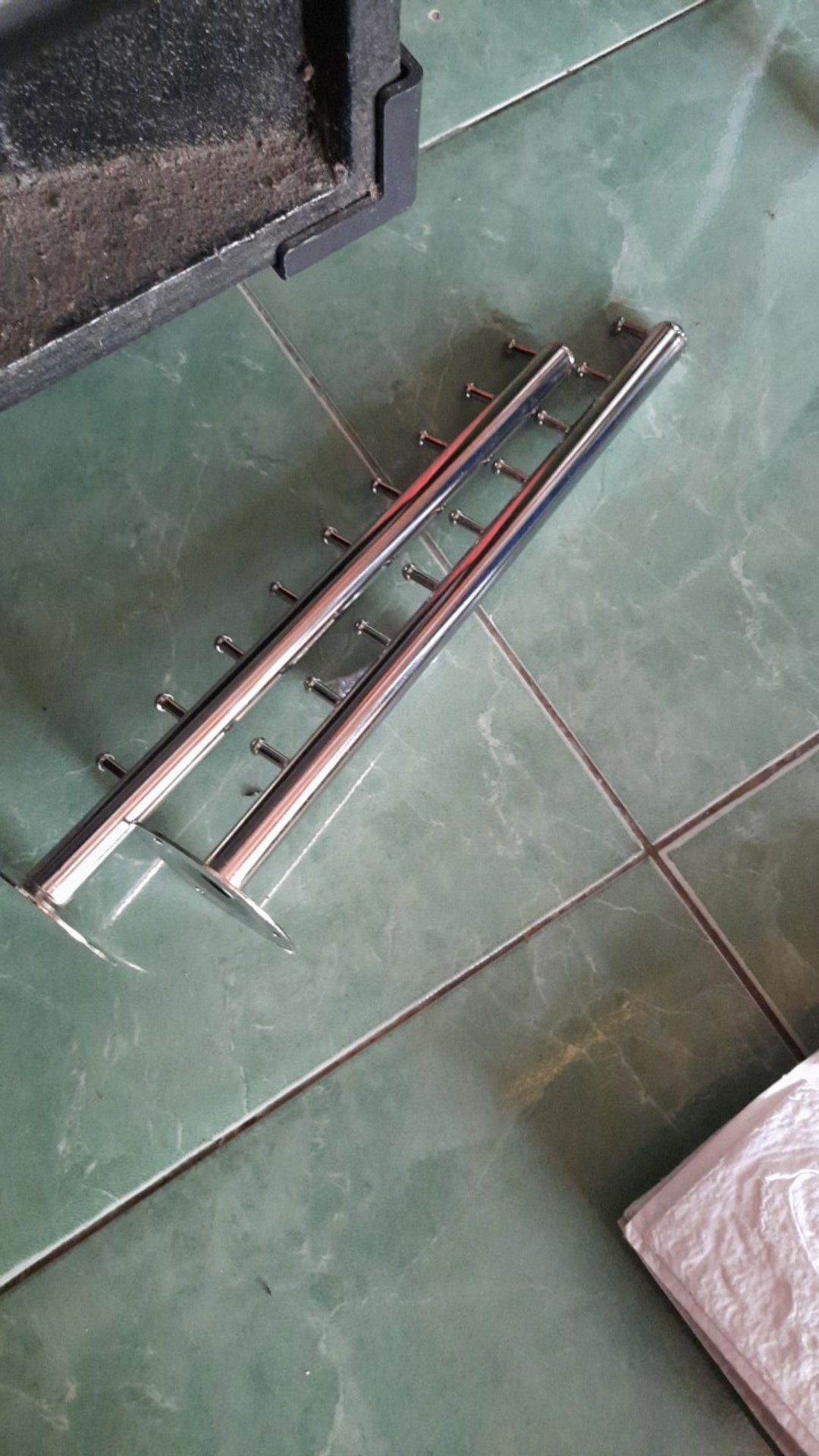Suling Tembok Lurus 9 Paku / Gantungan Baju Suling Tembok Lurus 9 Paku