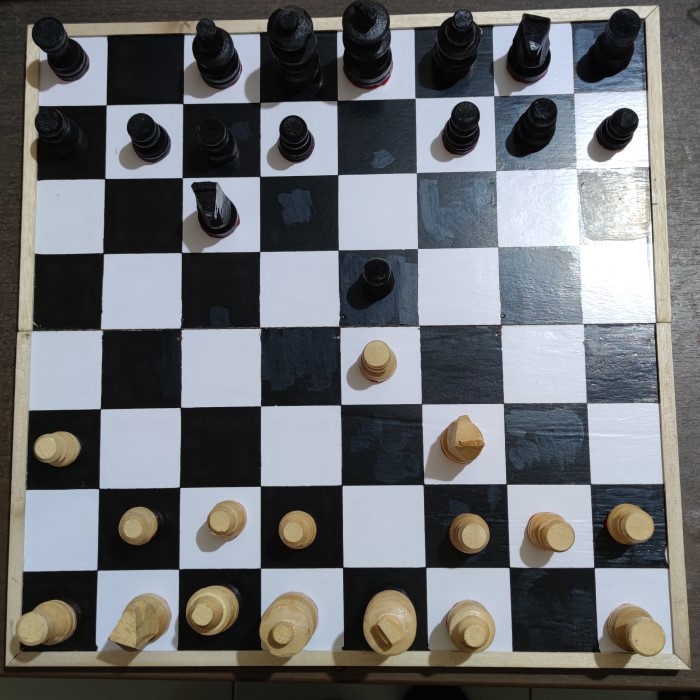 PAPAN CATUR BIDAK KAYU UKURAN JUMBO 50X50CM