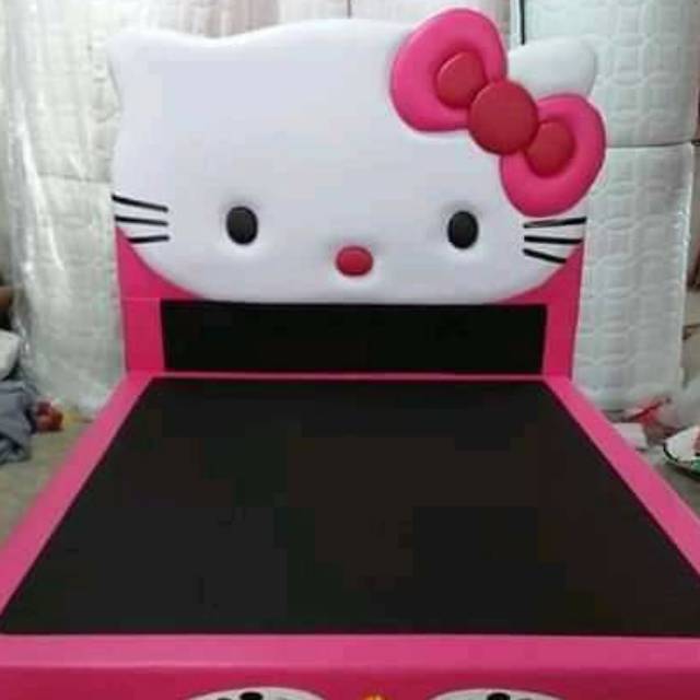Divan hello Kitty