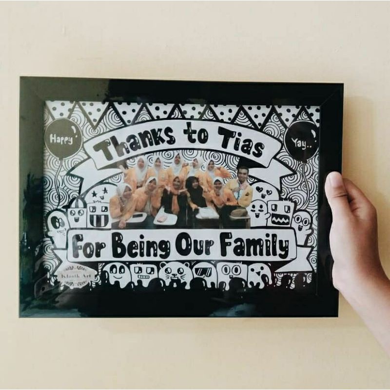 

Doodle Art Custom Black & White Hadiah Ulang tahun Hadiah Wisuda