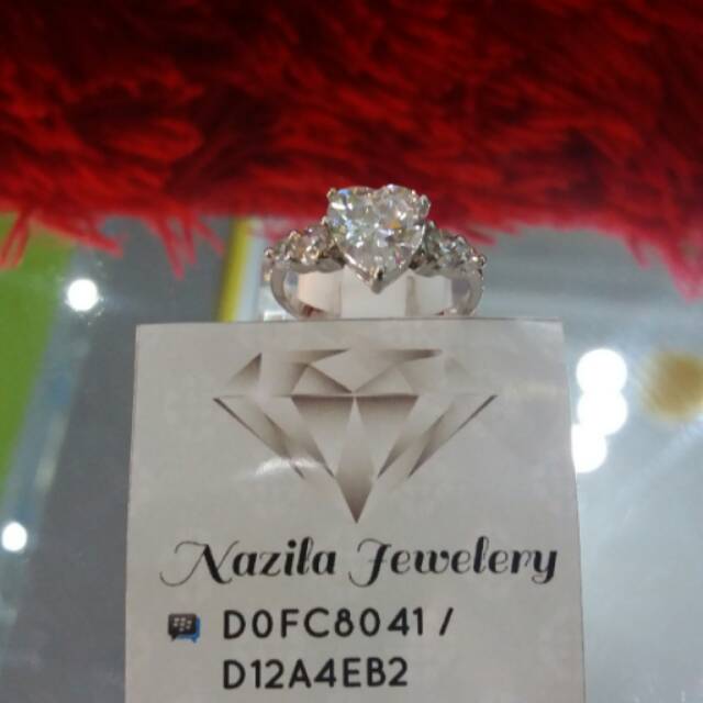 Ring white with zirconia