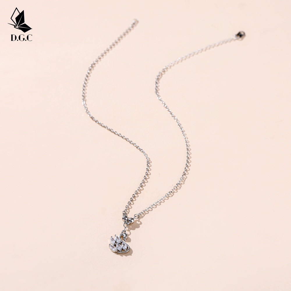 ♥✅Moya0158✨Kalung Crystal Sworoski Korea Aksesoris Titanium Kalung Hijab Fashion Wanita Jewelry D082