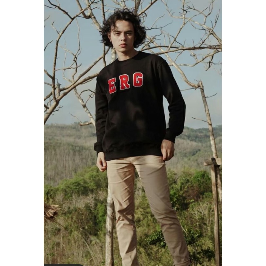 Erigo Crewneck  Apparel Unisex/Sweater Erigo PRIA WANITA/NEW HIJAU ARMY