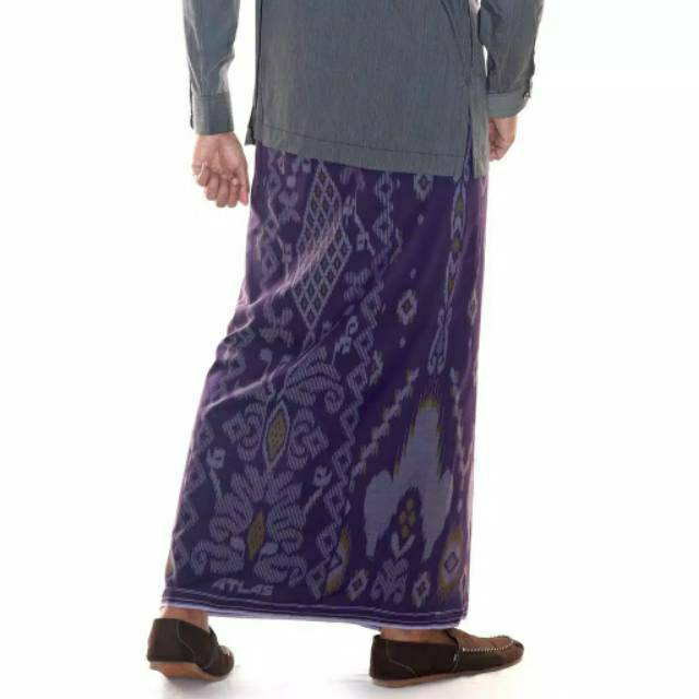 Sarung atlas idaman kembang motif tulip