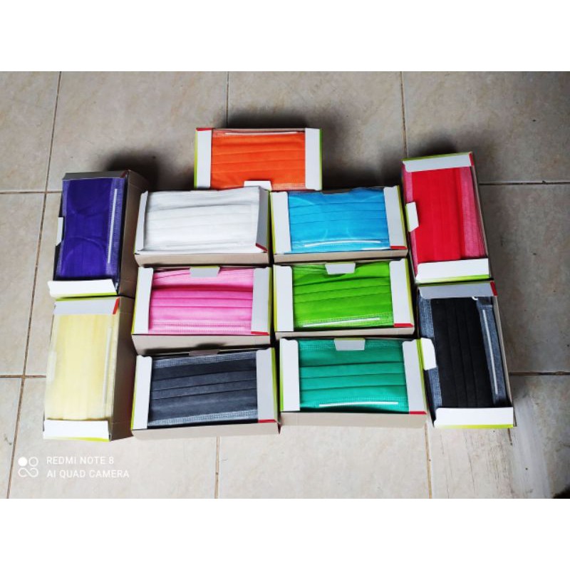Opa FACE MASK ADA dos Ada depkes nya masker dokter masker warna masker 1kali pakai 50LEMBAR