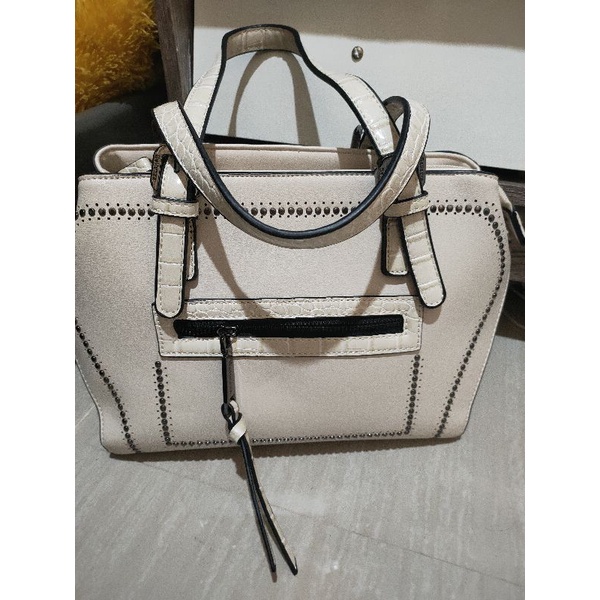 tas belezza masih baru