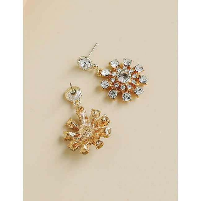 LRC Anting Tusuk Fashion Alloy Diamond Pearl Geometric Stud Earrings P4753