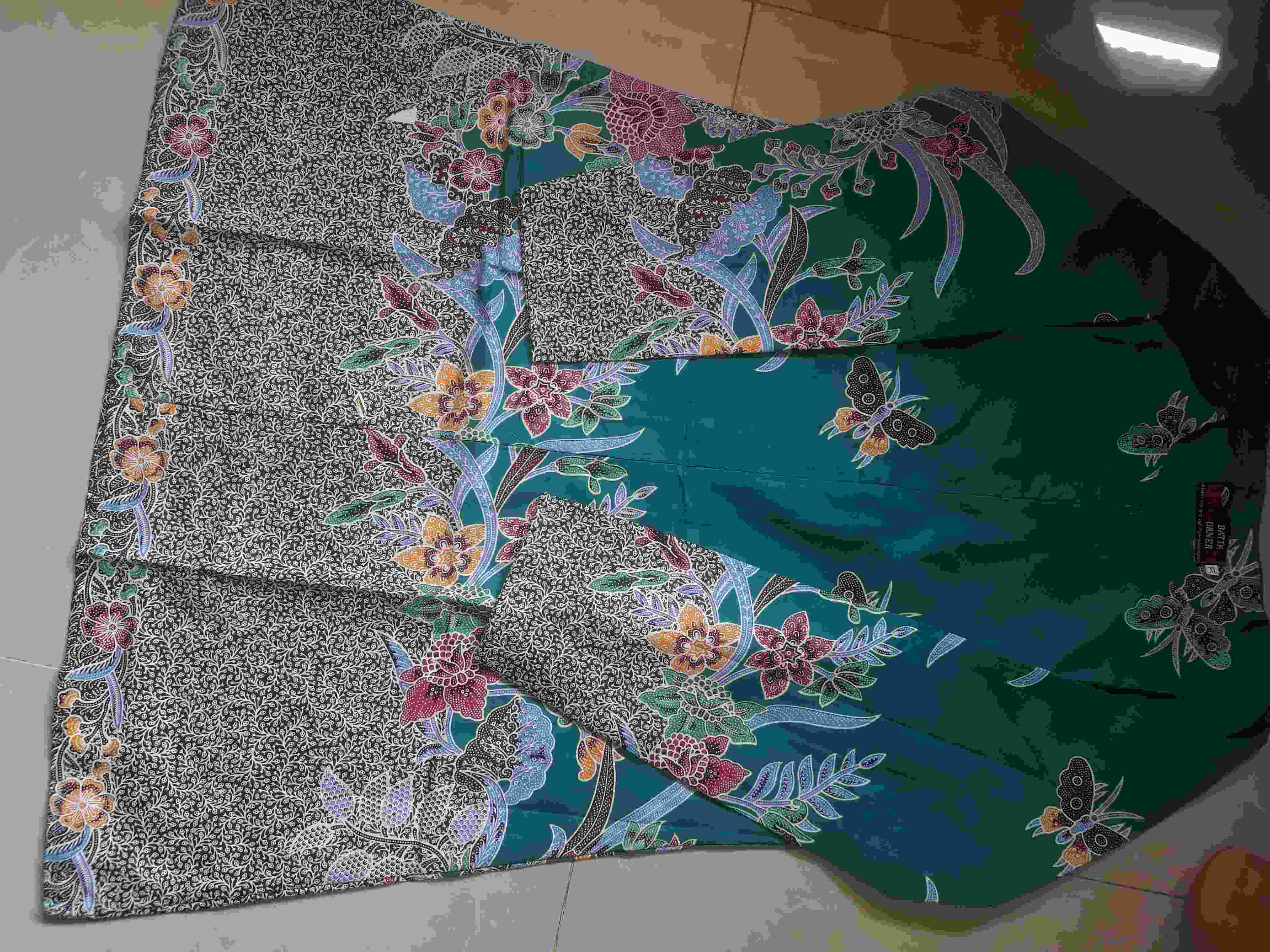 Tunik Batik Kupu Kupu