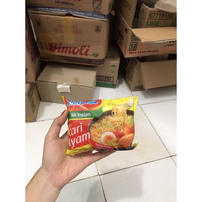 

indomie kari ayam 1 dus karton