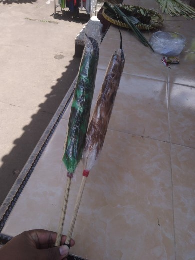 Kemoceng Bulu Ayam 1 Warna Murah