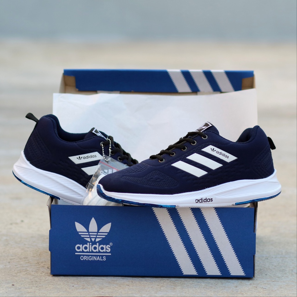 Sepatu Adidas Zoom Vomero Navy Blue Pria Sport Running Sepatu Pria Sneakers Nyaman di pakai Sehari' 