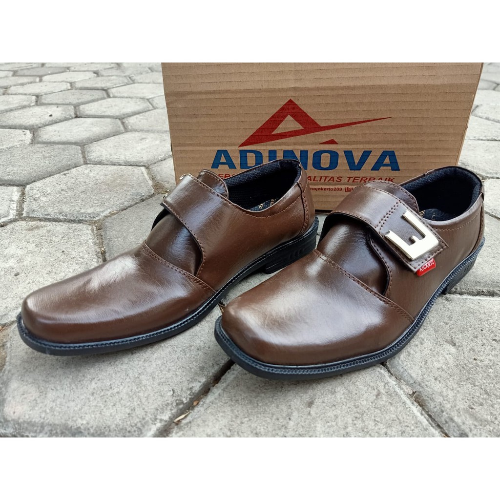 Sepatu Fantofel Pria Kretek ADINOVA