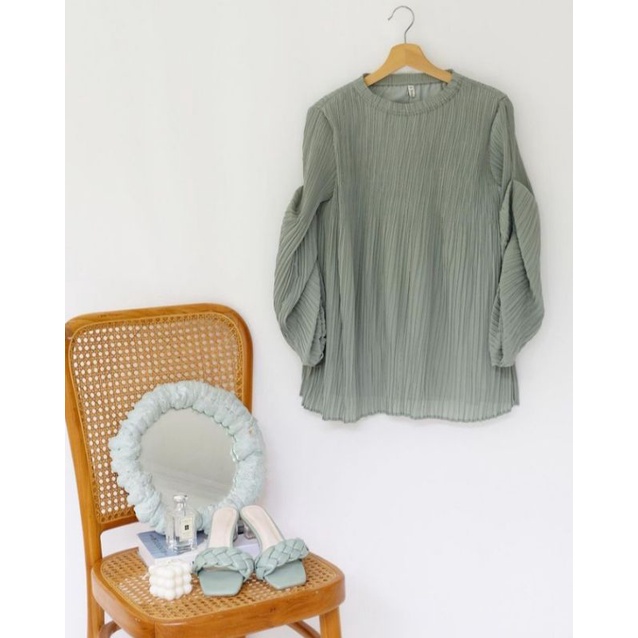 Vanilla hijab pleats blouse sage