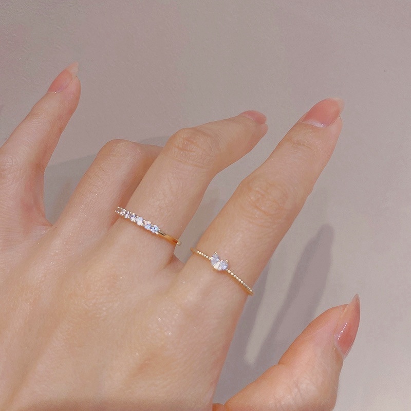 2pcs / set Cincin Zircon Flash Bentuk Hati Gaya Korea Untuk Wanita