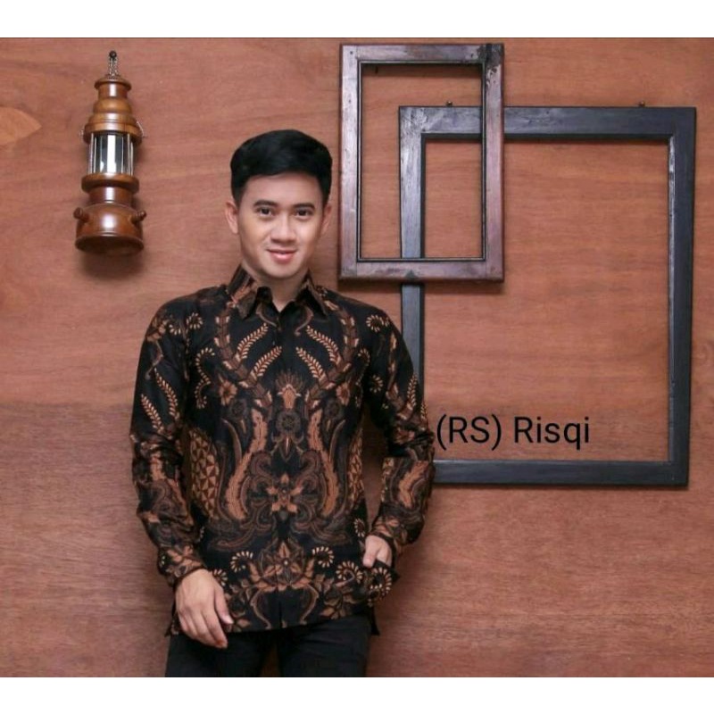 KEMEJAN BATIK SLIMPIT PRIA MODERN