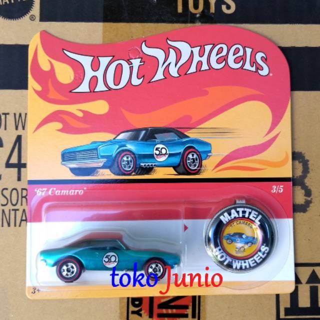 Hot Wheels 67 Camaro Open Hood 50th Anniversary Pin Mattel