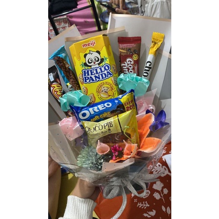 

BUKET BUNGA/BUKET SNACK/BUKET UANG/BUKET POCKY/BUKET YUPI LOVE/BUCKET/BUKEY/BOUQUET