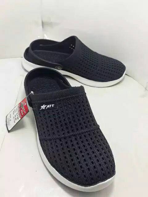 Sepatu sandal att