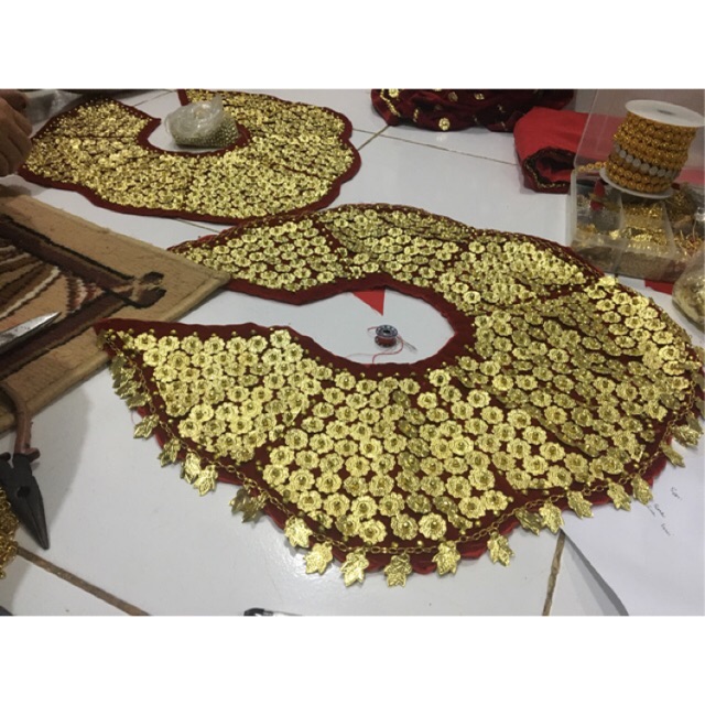 Teratai / penutup dada