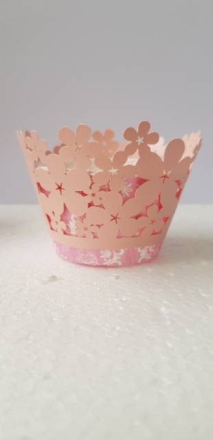 cupcake wrapper lasercut momma standart perlengkapan pesta 12 pc - bunga